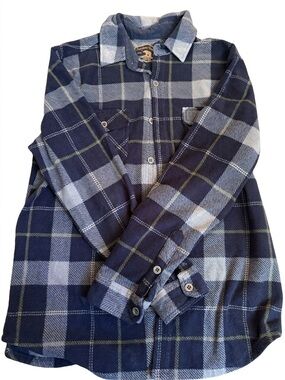 Men's Navy Plaid Casual Button-Down Shirt
